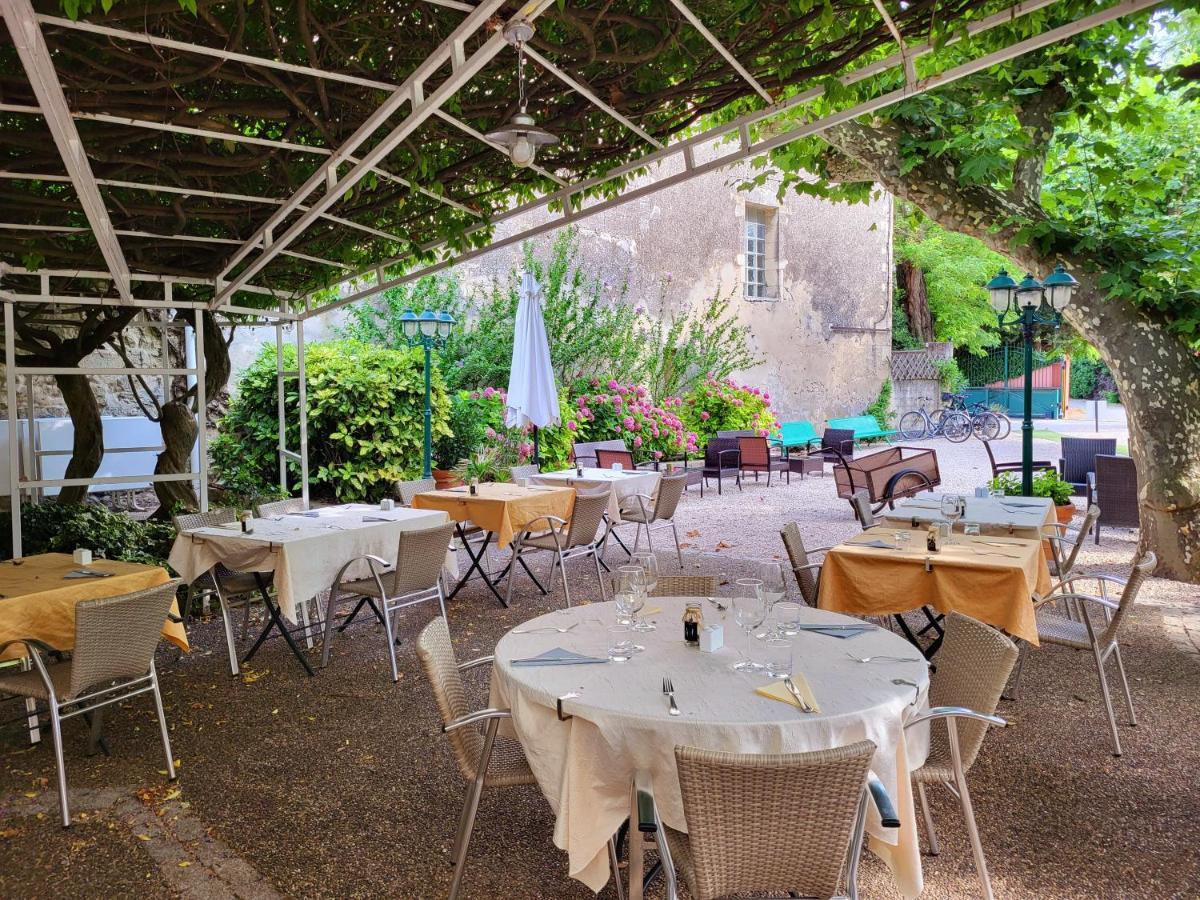 Logis Hotel Restaurant La Ferme Avignon Exterior photo